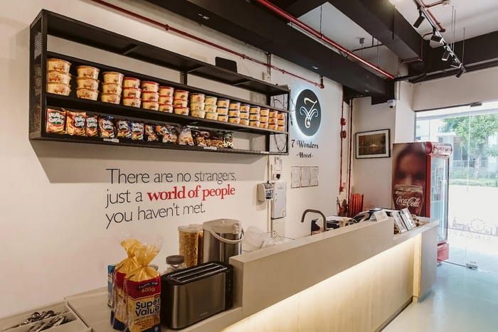 7 Wonders Hostel Boat Quay
